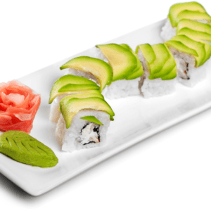 Avocado maki un roll de sushi perfecto para los amantes de la palta Es un plato sugerido para compartir o disfrutar en solitario.